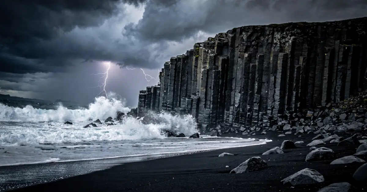 most beautiful beaches in the world Reynisfjara black sand Iceland volcanic beach